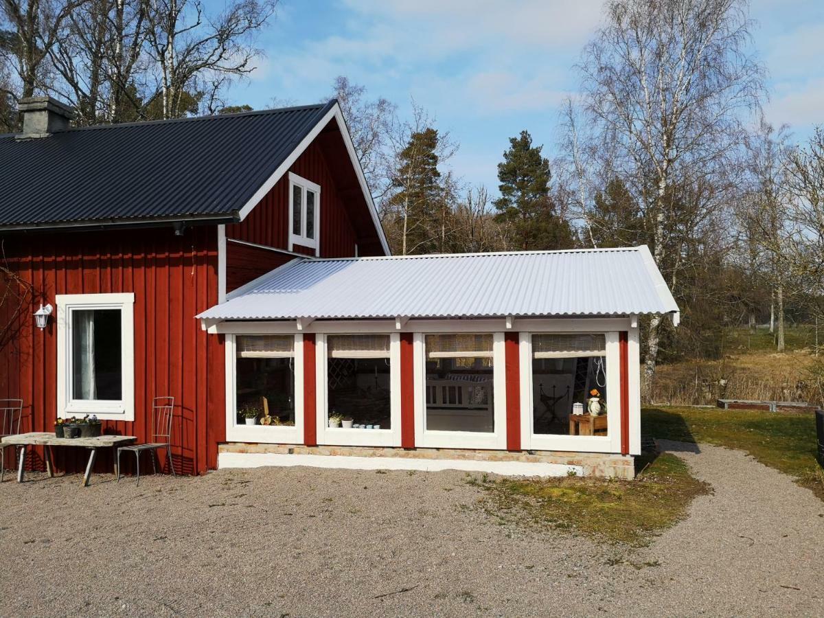 Kinne-Vedum Bed And Breakfast Gotene ภายนอก รูปภาพ