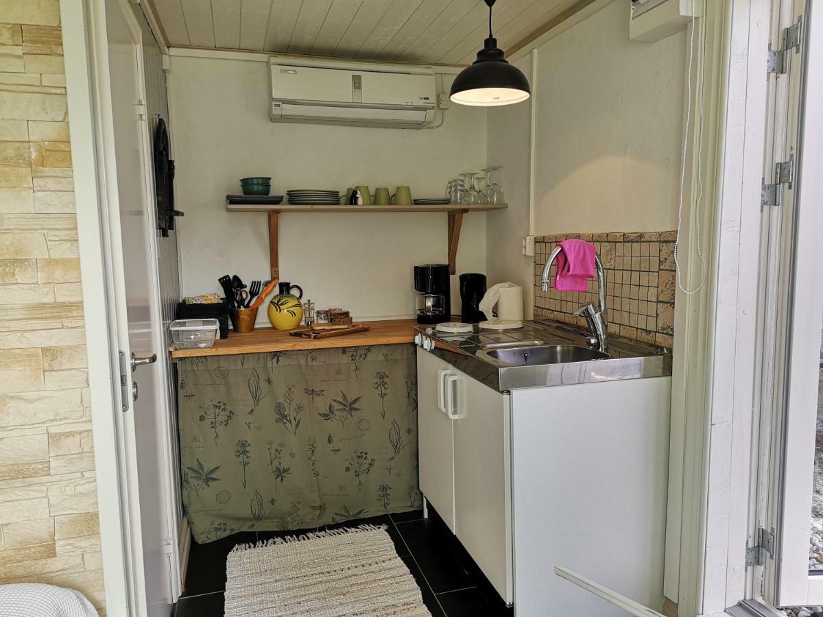 Kinne-Vedum Bed And Breakfast Gotene ภายนอก รูปภาพ